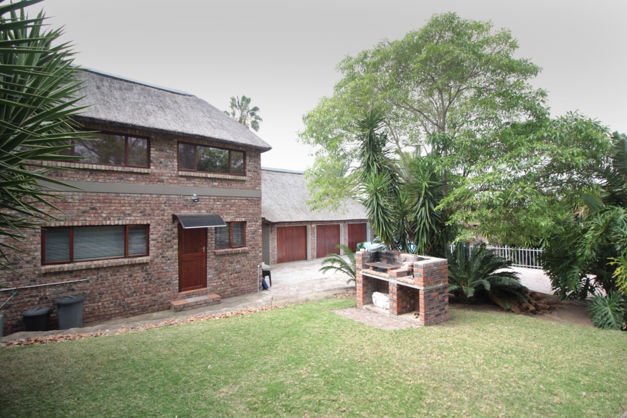 3 Bedroom Property for Sale in Menkenkop Western Cape